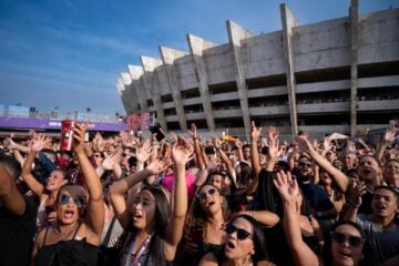 Agora é lei: eventos em BH devem oferecer hidratação ou permitir entrada com garrafa de água