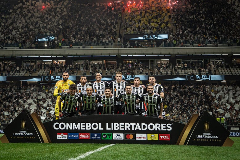 Galo enfrenta o Fluminense em jogo de ida das quartas da Libertadores; Rádio Caraça FM transmite