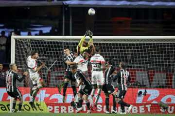 Galo recebe São Paulo nesta quinta-feira pela Copa do Brasil; Rádio Caraça FM transmite o duelo