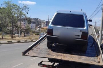 Carro furtado no bairro Campestre, em Itabira, é recuperado pela Polícia Militar