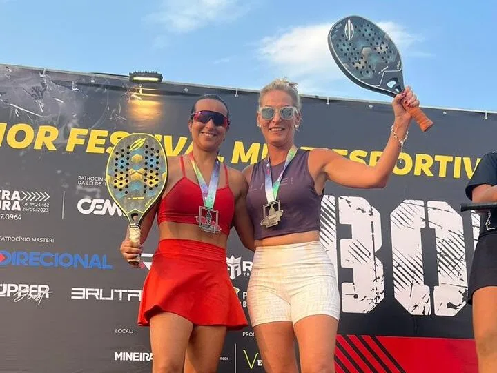 Beach tennis: Dupla itabirana conquista medalha de prata no maior evento multiesportivo da América Latina