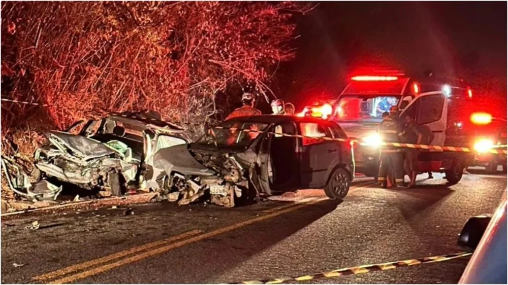 Grave acidente deixa uma idosa morta e cinco feridos na MG-020, em Santa Luzia