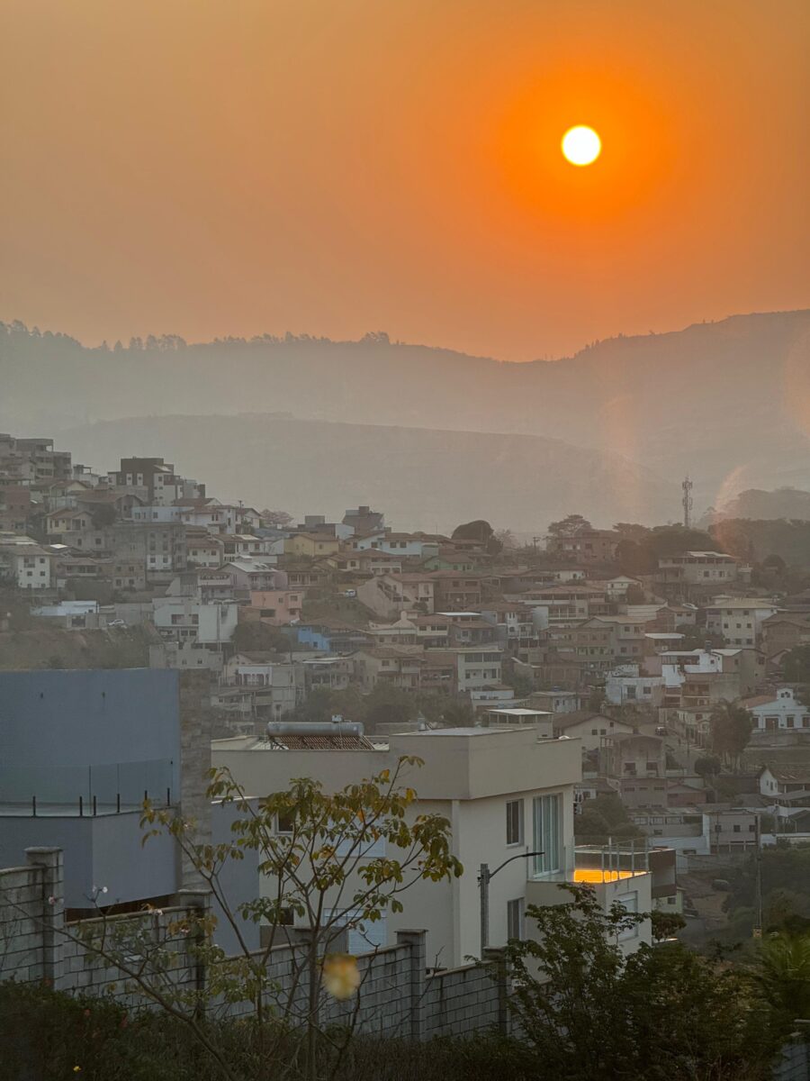 Névoa seca e calor: confira a previsão do tempo para esta quarta-feira