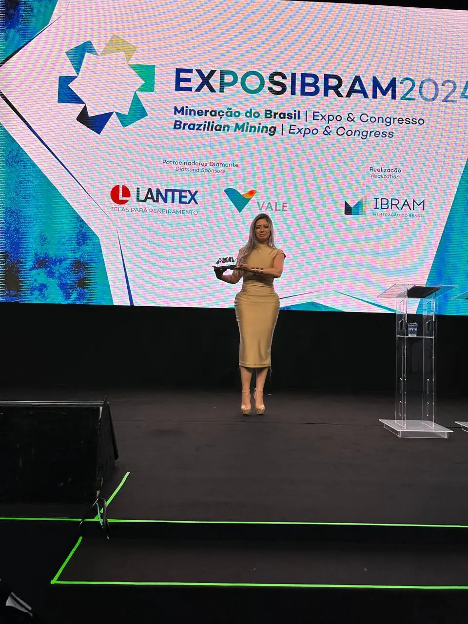 Itabirana é premiada pela categoria Mulher na Operação na EXPOSIBRAM