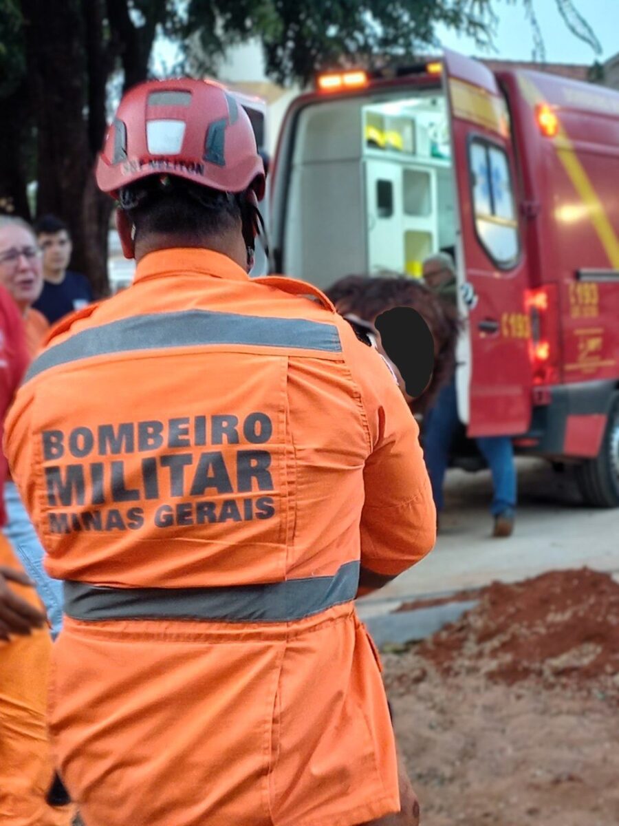 Criança de seis anos cai em tubulão de obra em Frutal; operação de resgate leva 16 horas