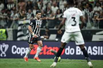 Atlético e Vasco se enfrentam na semifinal da Copa do Brasil; Rádio Caraça transmite a partida