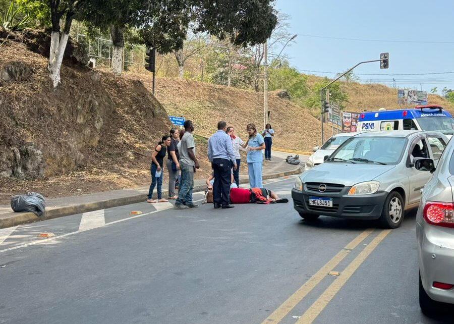 Mulher é atropelada na avenida João Soares Silva, próximo ao Pronto-Socorro de Itabira
