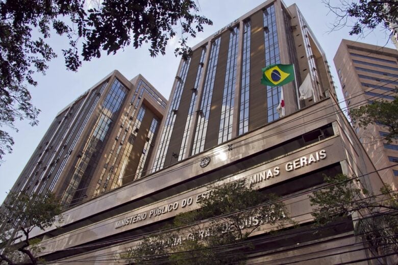 Ministério Público propõe ação contra 12 ex-vereadores e um vereador de João Pinheiro por improbidade administrativa