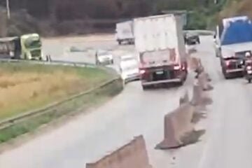 Carreta bitrem é flagrada na contramão em trevo de Caeté, na BR-381; veja o vídeo