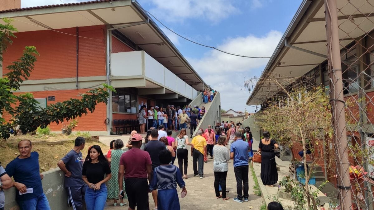 Eleições 2024: confira como foi a votação na manhã deste domingo em algumas das seções eleitorais de Itabira