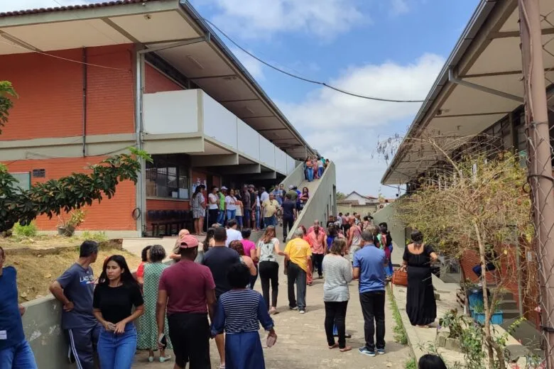 Eleições 2024: confira como foi a votação na manhã deste domingo em algumas das seções eleitorais de Itabira