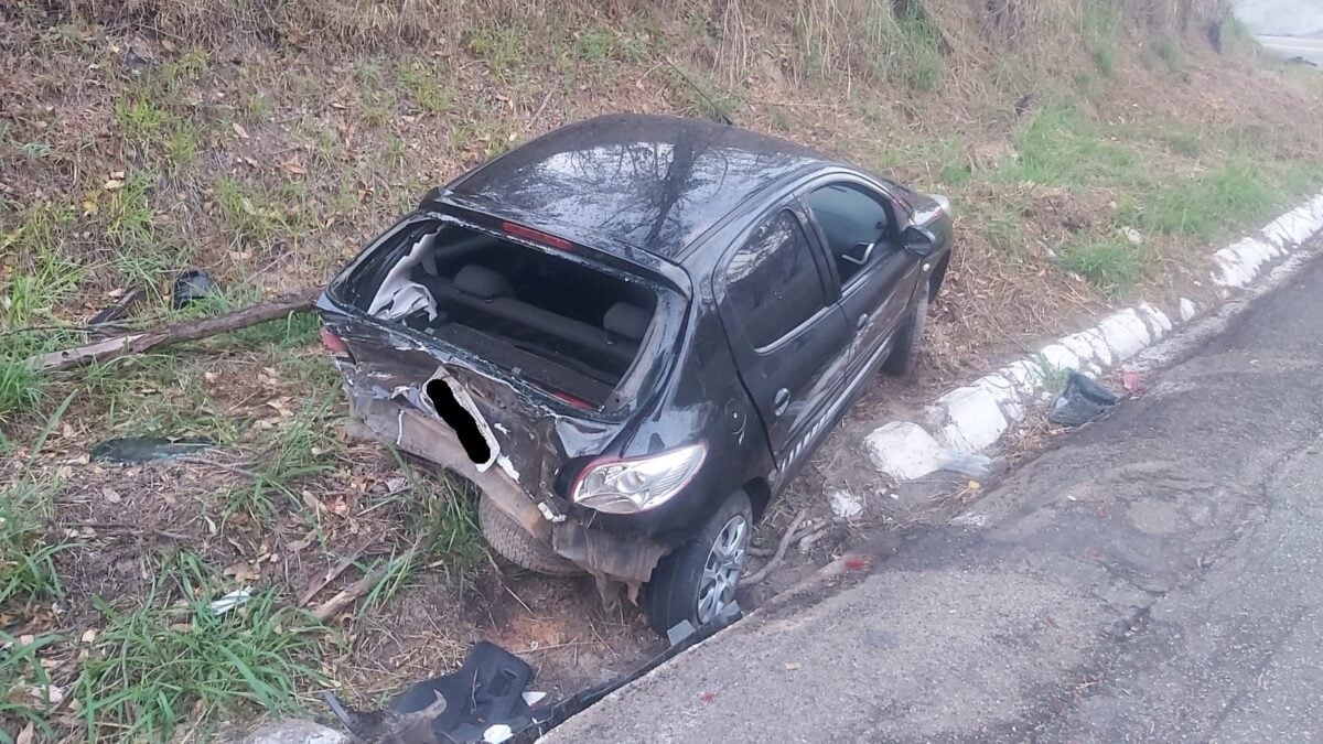 Colisão na BR-381 deixa três feridos na "Curva do Boi" em João Monlevade