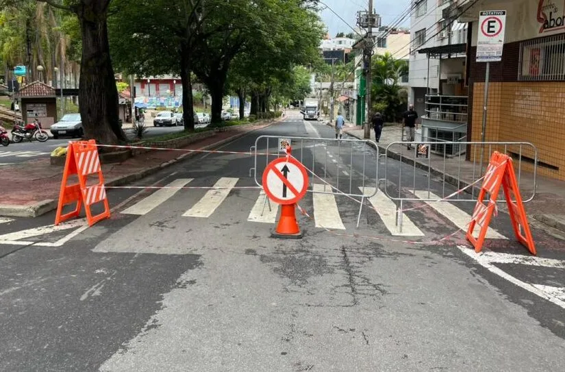 Itabira: avenida Daniel Jardim de Grisolia é parcialmente interditada para montagem do Flitabira 2024