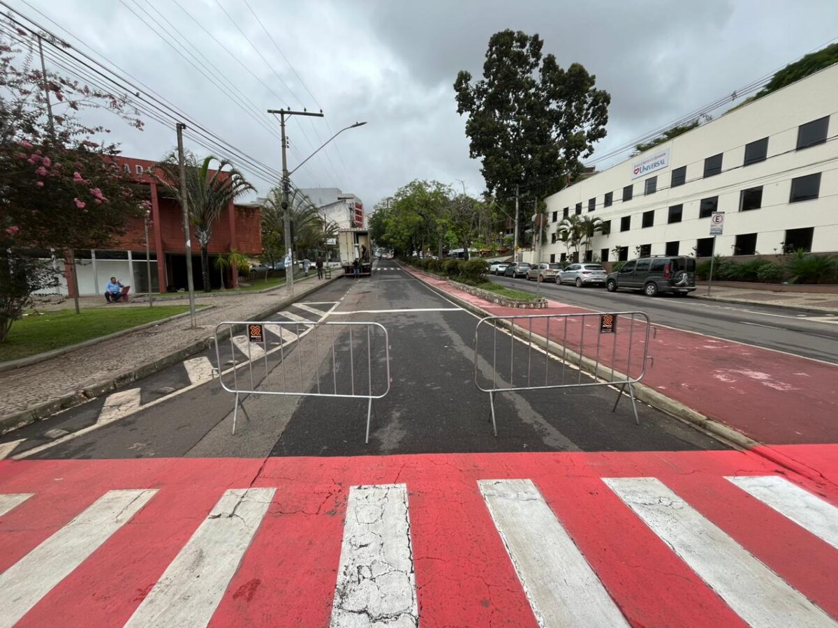 Itabira: avenida Daniel Jardim de Grisolia é parcialmente interditada para montagem do Flitabira 2024