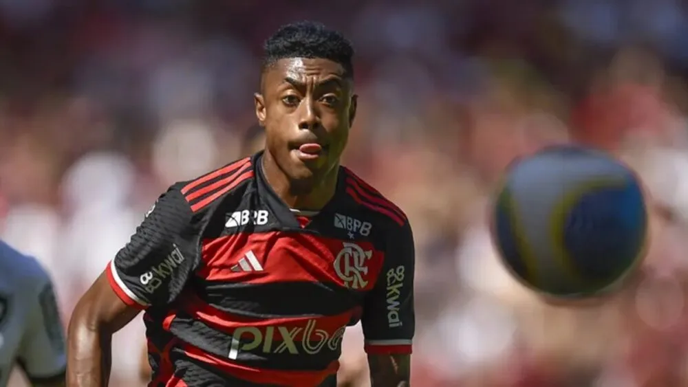 Bruno Henrique, do Flamengo, é alvo de operação da Polícia Federal que investiga manipulação em jogo