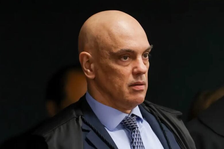 Alexandre de Moraes diz que origem de atentado está no “gabinete do ódio”