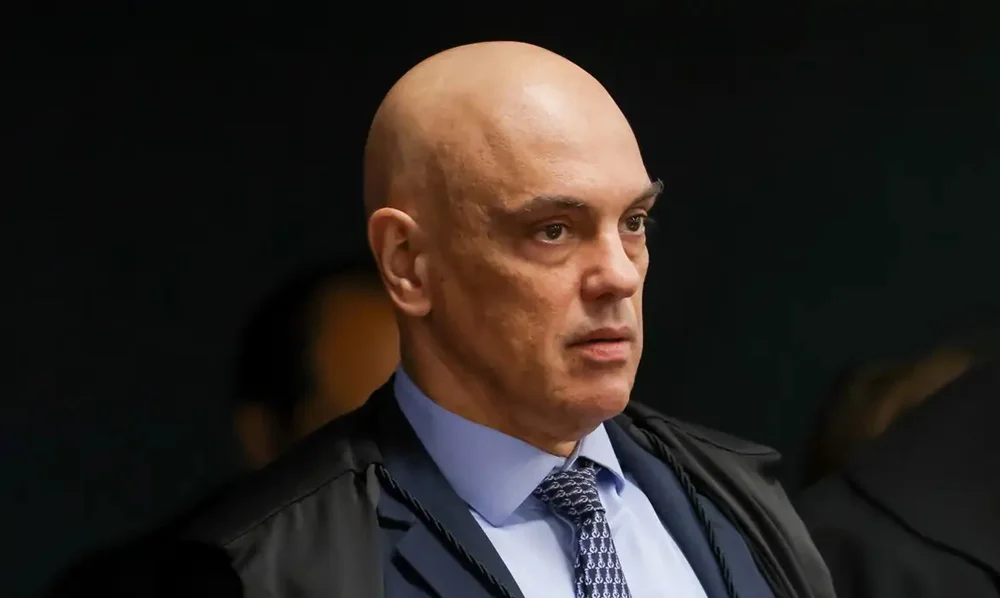 Alexandre de Moraes diz que origem de atentado está no "gabinete do ódio"