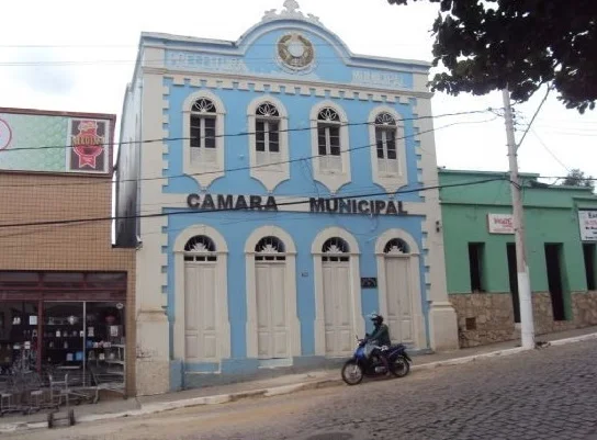 Vereador é denunciado por crime eleitoral contra mulher em Minas Gerais