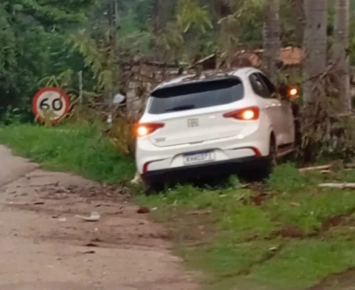 Motorista é preso após furar blitz e tentar dar fuga em Itabira