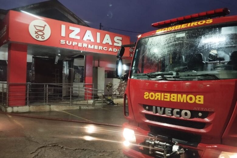 Incêndio destrói supermercado em Antônio Dias, no Vale do Aço