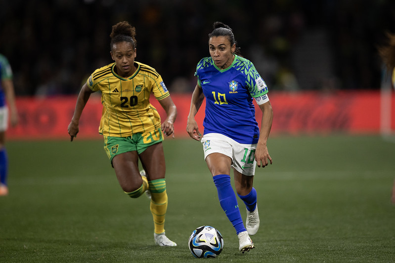 marta recebe premio fifa the best