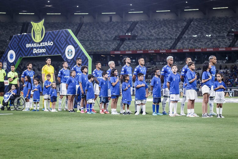 Jogo entre Cruzeiro e Palmeiras, no Mineirão, terá portões fechados