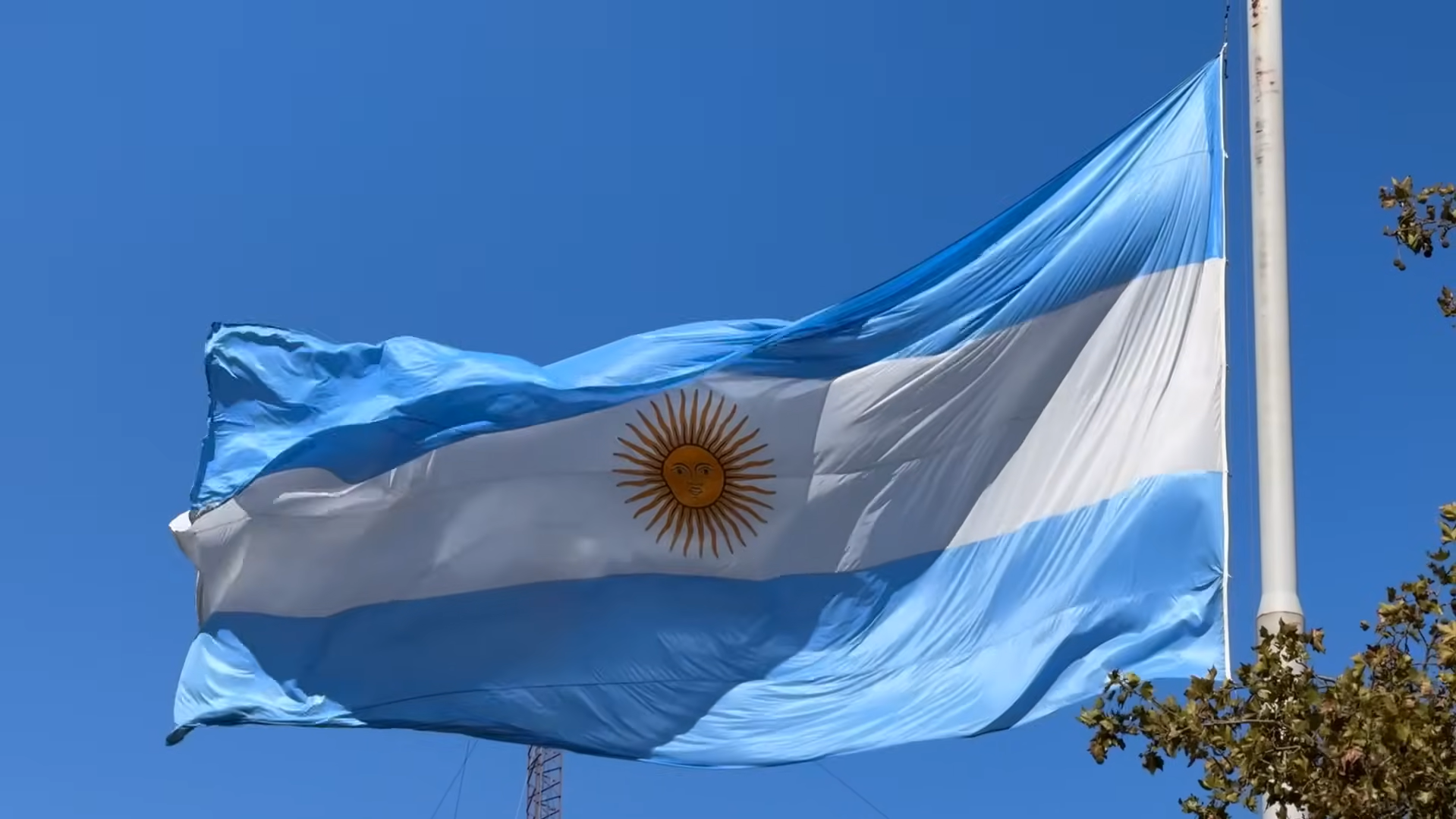 Mudança na economia: brasileiros abandonam sonho de medicina na Argentina