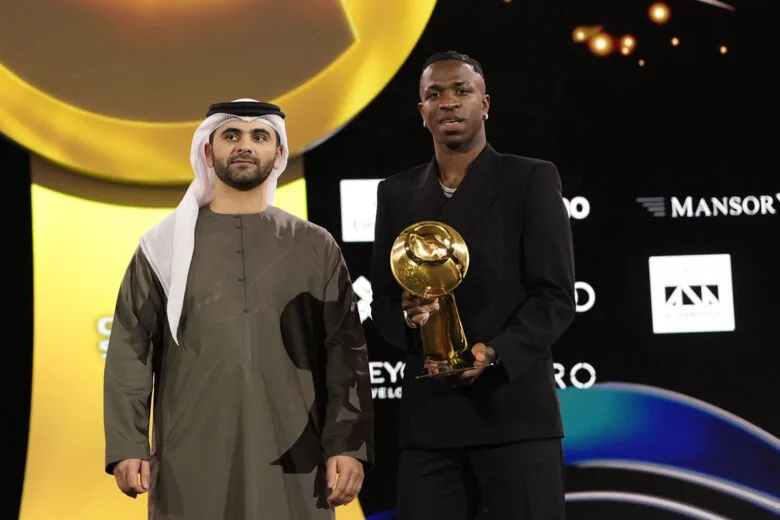 Vini Jr vence prêmio Globe Soccer Awards de melhor jogador do mundo em 2024