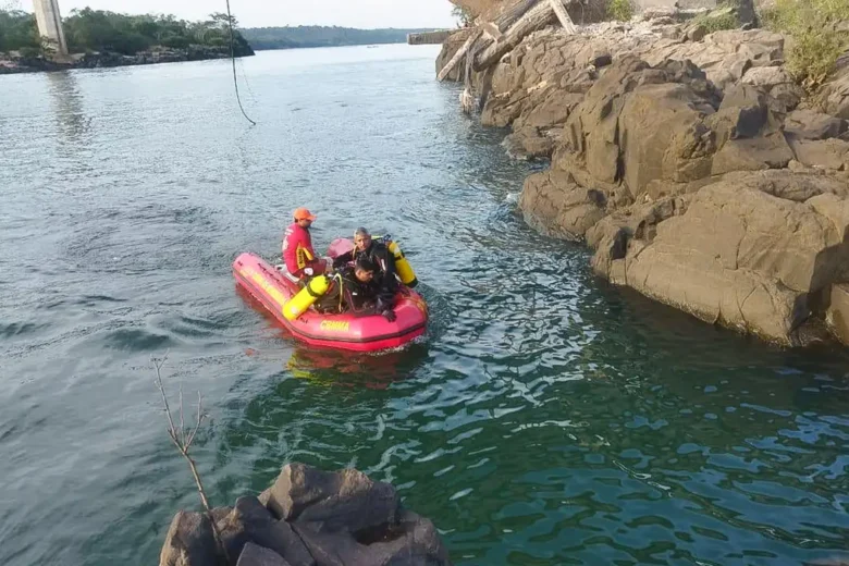 Mais um corpo é resgatado após queda de ponte no Tocantins