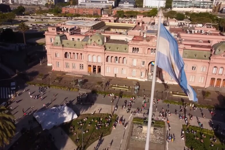 Mão única? Argentina vai reforçar segurança na fronteira com o Brasil para combater o tráfico de drogas