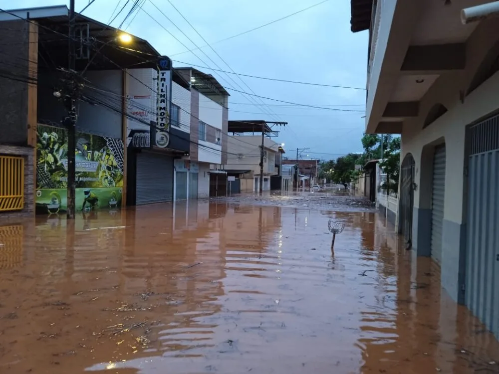 Ipatinga: Fundação São Francisco Xavier oferece orientações de saúde às vítimas das enchentes