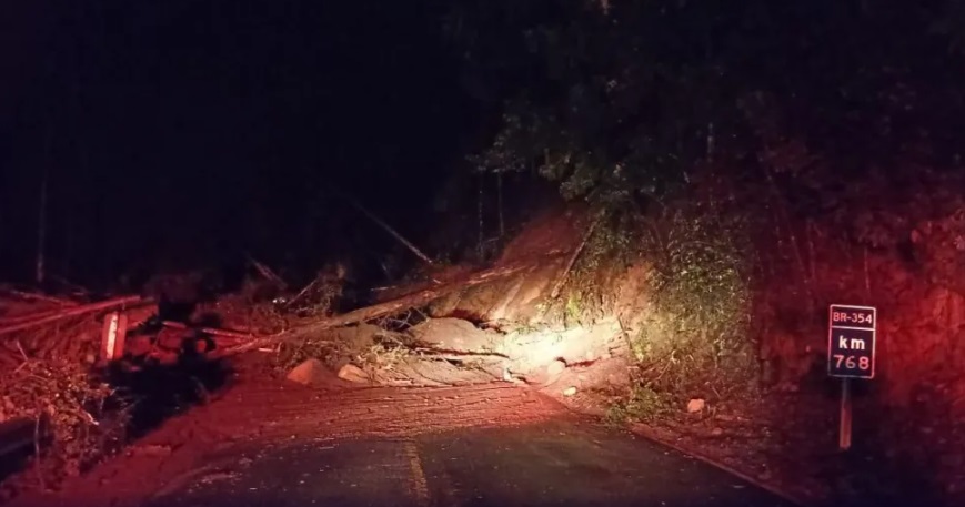 BR-381, BR-262 e outras quatro rodovias federais têm trechos interditados em Minas Gerais; saiba mais