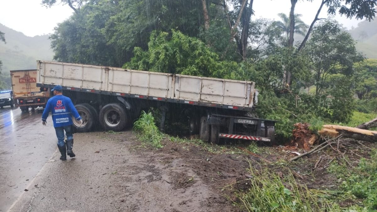 Acidente km 322 em Nova Era - Foto: Divulgação - Lindiomar Reis/Gave