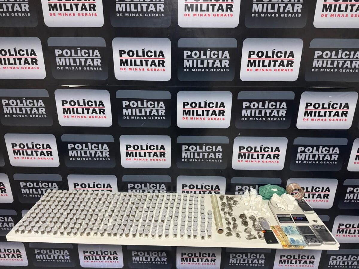 Polícia Militar prende três pessoas e apreende grande quantidade de drogas em Manhuaçu