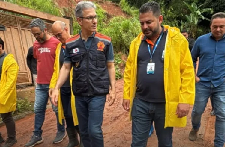 Governador Romeu Zema vistoria o Vale do Aço após as fortes chuvas do fim de semana