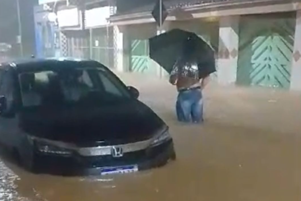 Santana do Paraíso sofre maior chuva já registrada