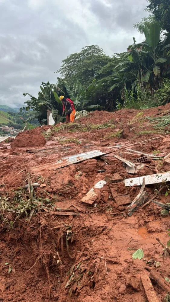 Ipatinga: cinco pessoas morrem em enchentes