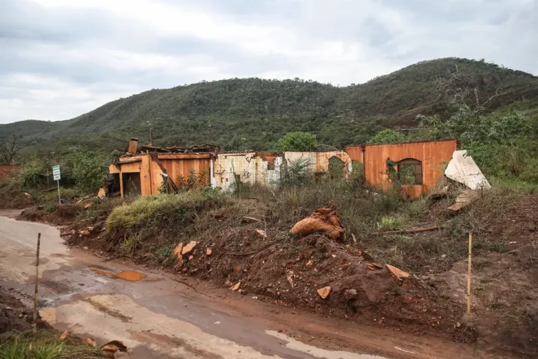 Ministério da Saúde cria programa especial para atingidos no desastre de Mariana