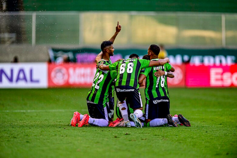 Cruzeiro empata com América e perde a disputa nos pênaltis por vaga na final do Mineiro