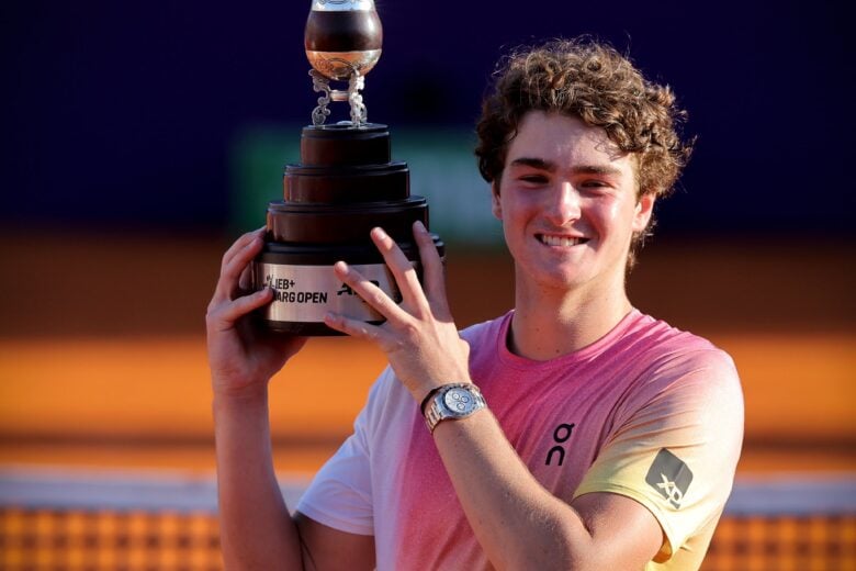 João Fonseca é campeão do Aberto da Argentina