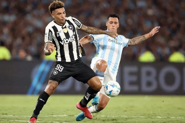 Botafogo perde novamente para o Racing e fica com o vice da Recopa Sul-Americana; assista aos gols da partida