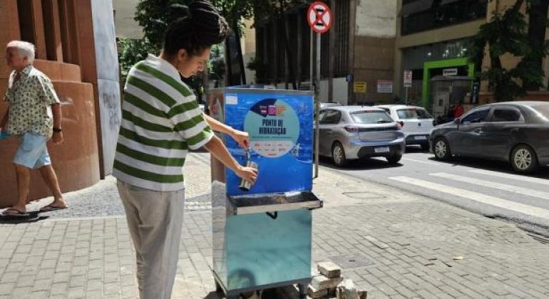 BH terá pontos de distribuição de água para os foliões do Carnaval; confira os locais