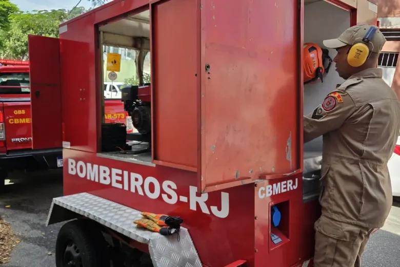 Morre uma das vítimas de incêndio na fábrica de fantasias no Rio