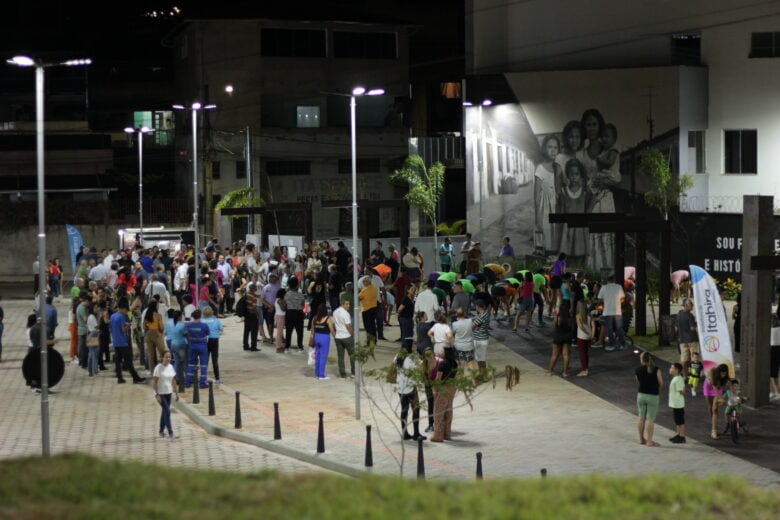 “Resgate à ancestralidade”: Praça Mário Carvalho é oficialmente inaugurada em Itabira; confira