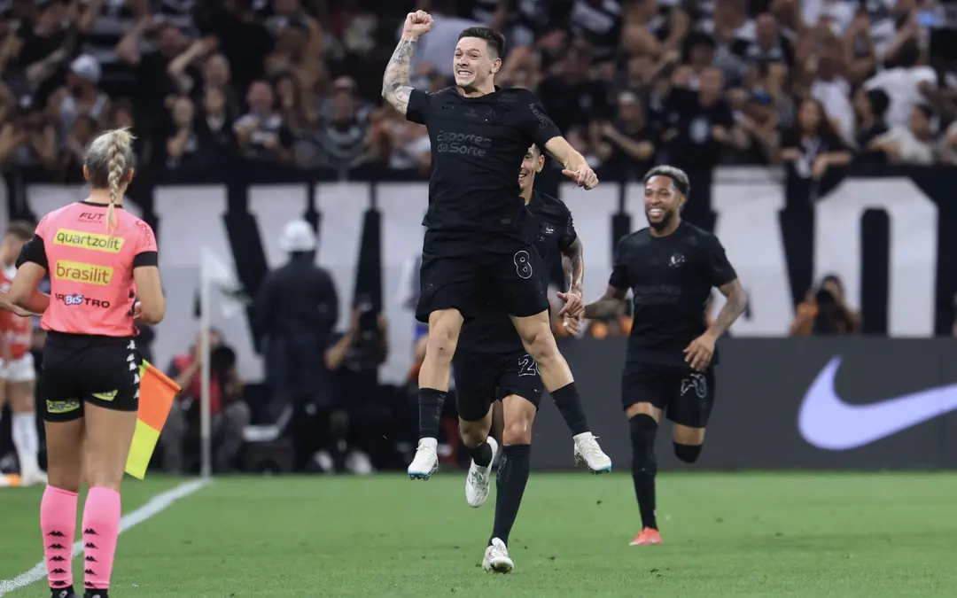 Corinthians elimina o Santos e avança à final do Paulistão