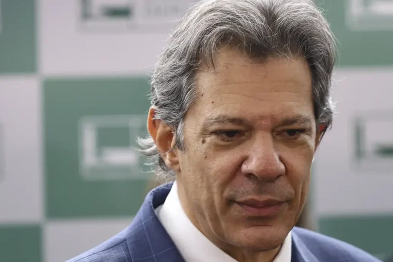 Haddad prevê queda da inflação em 2025 por causa de supersafra