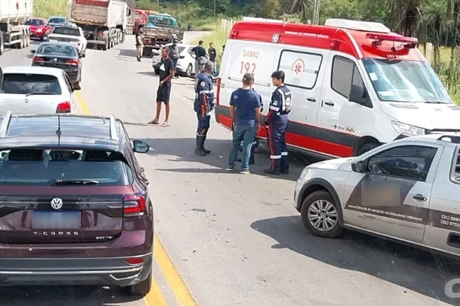 Motociclista morre em acidente com caminhão na BR-381, em Sabará