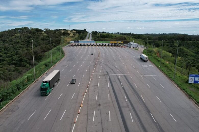 Feriado do Dia do Trabalho: mais de 280 mil veículos devem trafegar na BR-040 entre Minas Gerais e Goiás