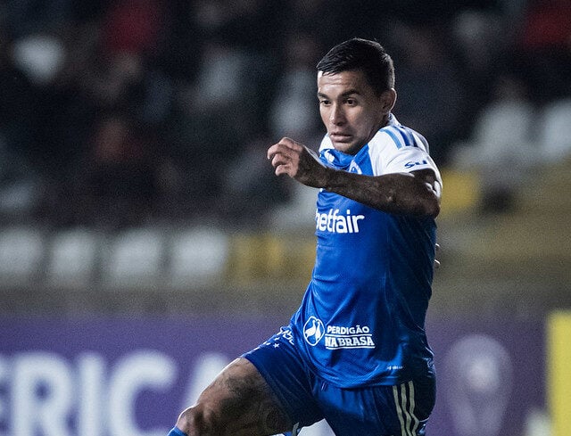 Dudu é liberado dos treinos até definir se segue no Cruzeiro ou não