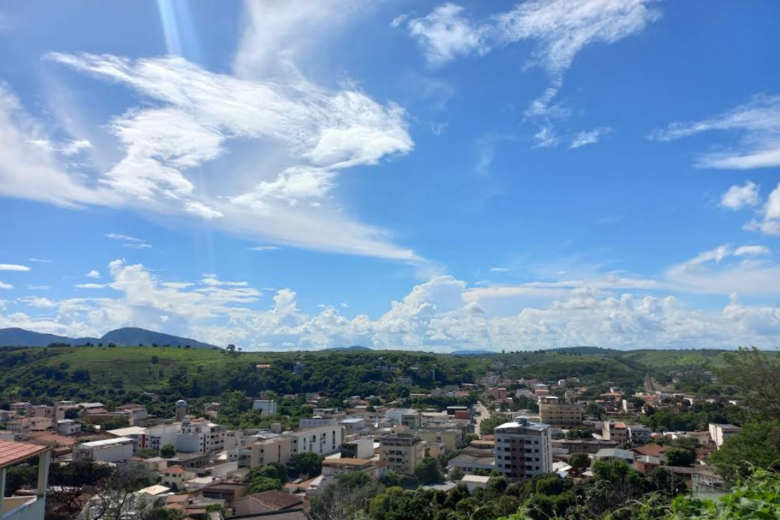 E se a moda pega? Prefeita de município mineiro proíbe venda, consumo e porte de bebidas alcoólicas em praças